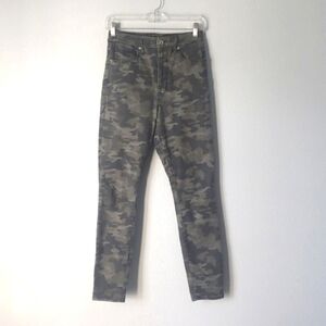 Good American | Good Waist Camo Jeans